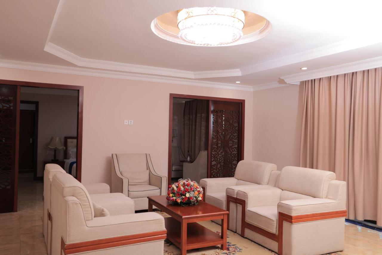 Tolip Olympia Hotel Addis Abeba Esterno foto