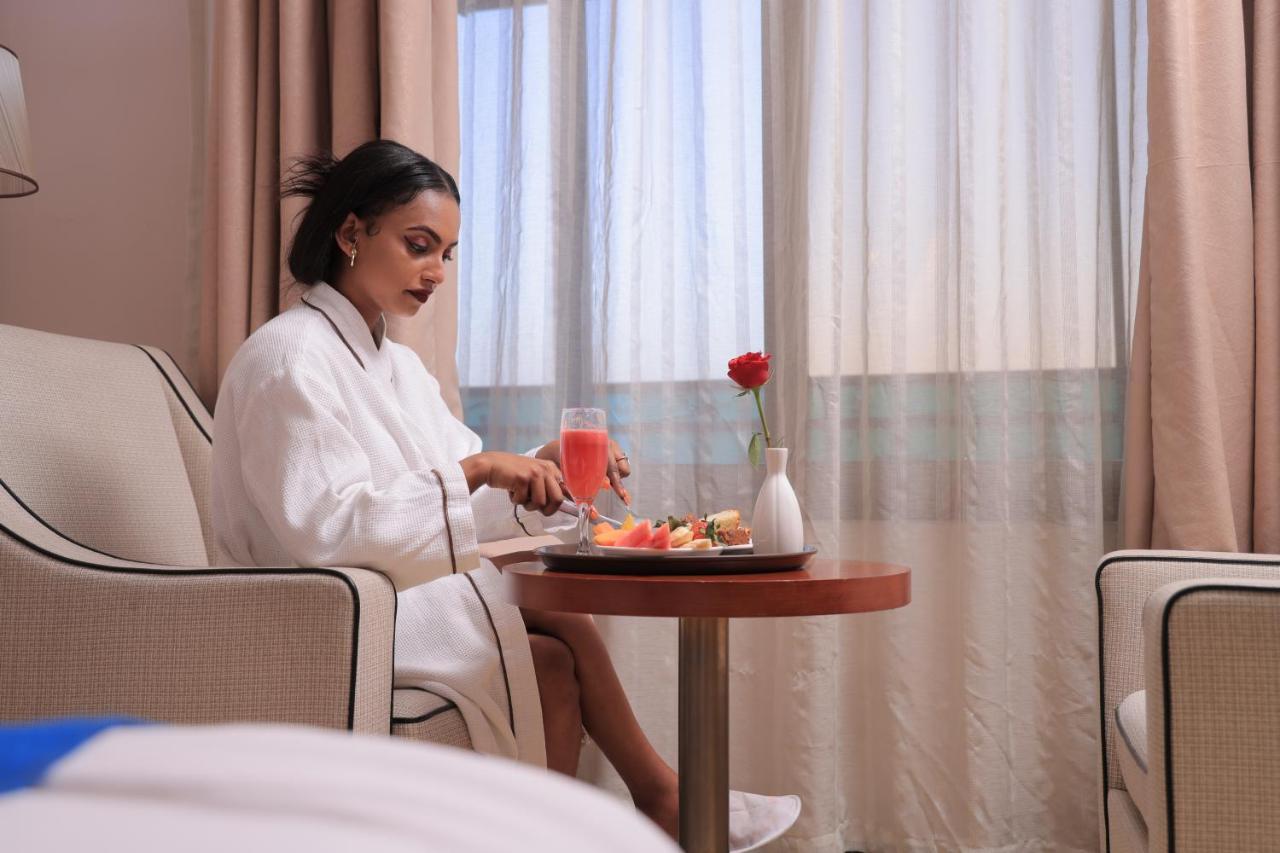 Tolip Olympia Hotel Addis Abeba Esterno foto
