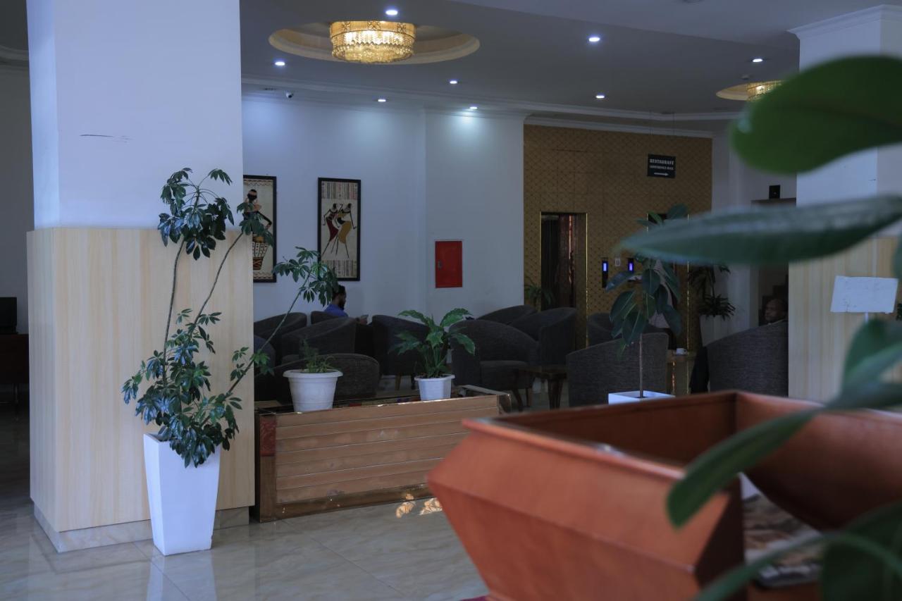 Tolip Olympia Hotel Addis Abeba Esterno foto