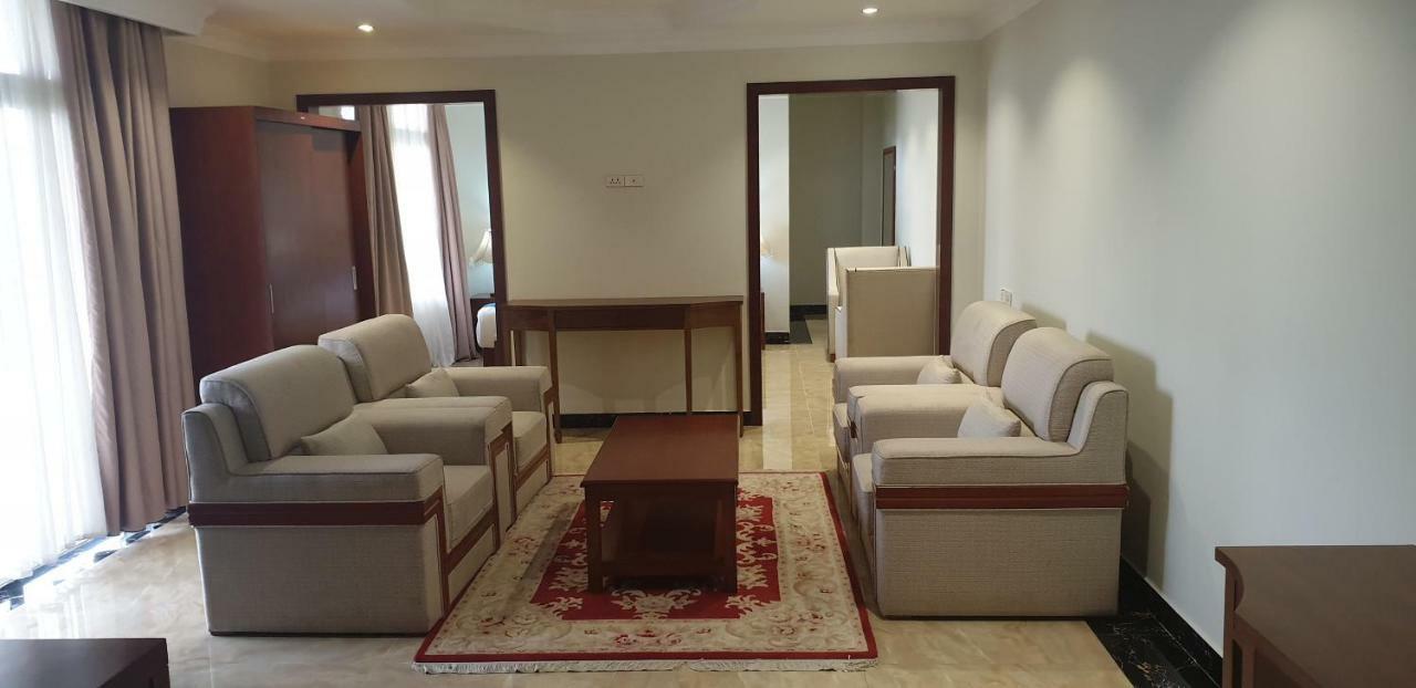 Tolip Olympia Hotel Addis Abeba Esterno foto