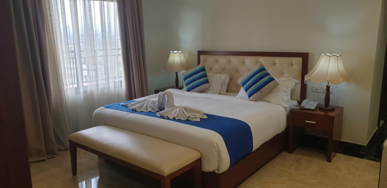 Tolip Olympia Hotel Addis Abeba Esterno foto